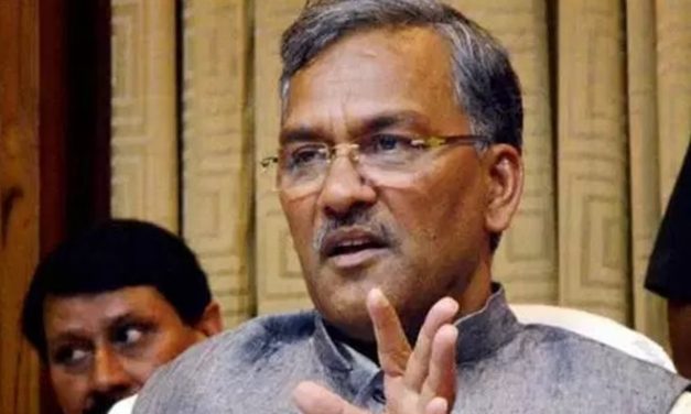 Uttarakhand CM discusses ways to promote textile industry