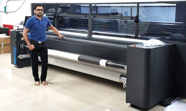 Arrow Digital installs EFI Reggiani Renoir at Macromedia