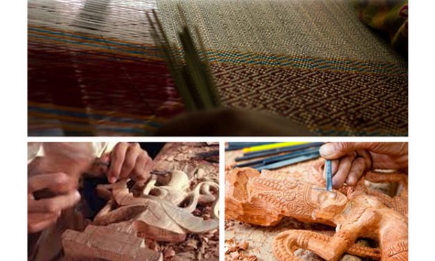 Indian Textiles Ministry honours weavers, artisans