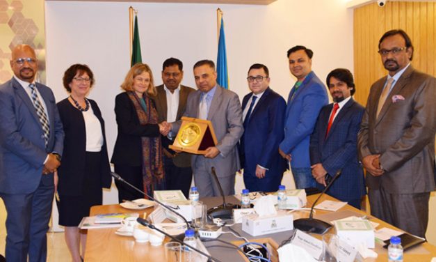Bangladesh urges Swedish, Danish entrepreneurs to invest more