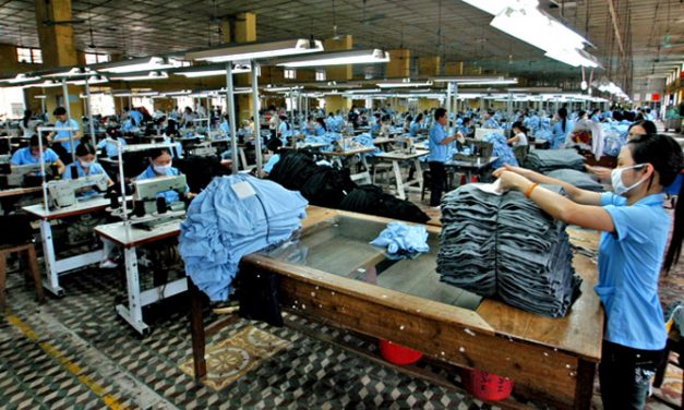 Vietnam does more garment export in 2 months