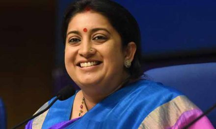 Industry welcomes Smriti Irani as Textiles Minister