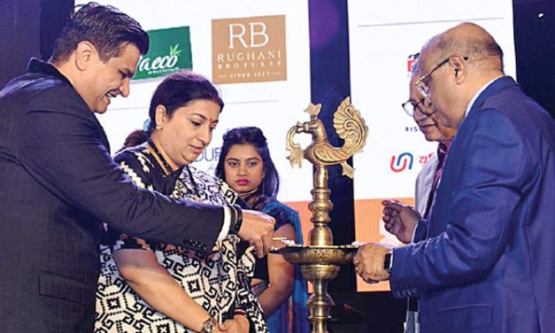 SRTEPC Export Award 2018-19 for synthetic textile exporters for their outstanding export performance