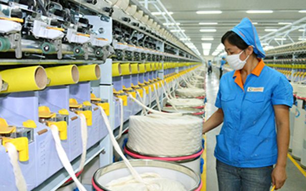 US companies reducing exposure from Chinese textile firm