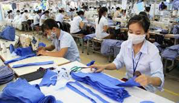 30-35 percent of Vietnam’s textile-garment factories closed due to COVID-19