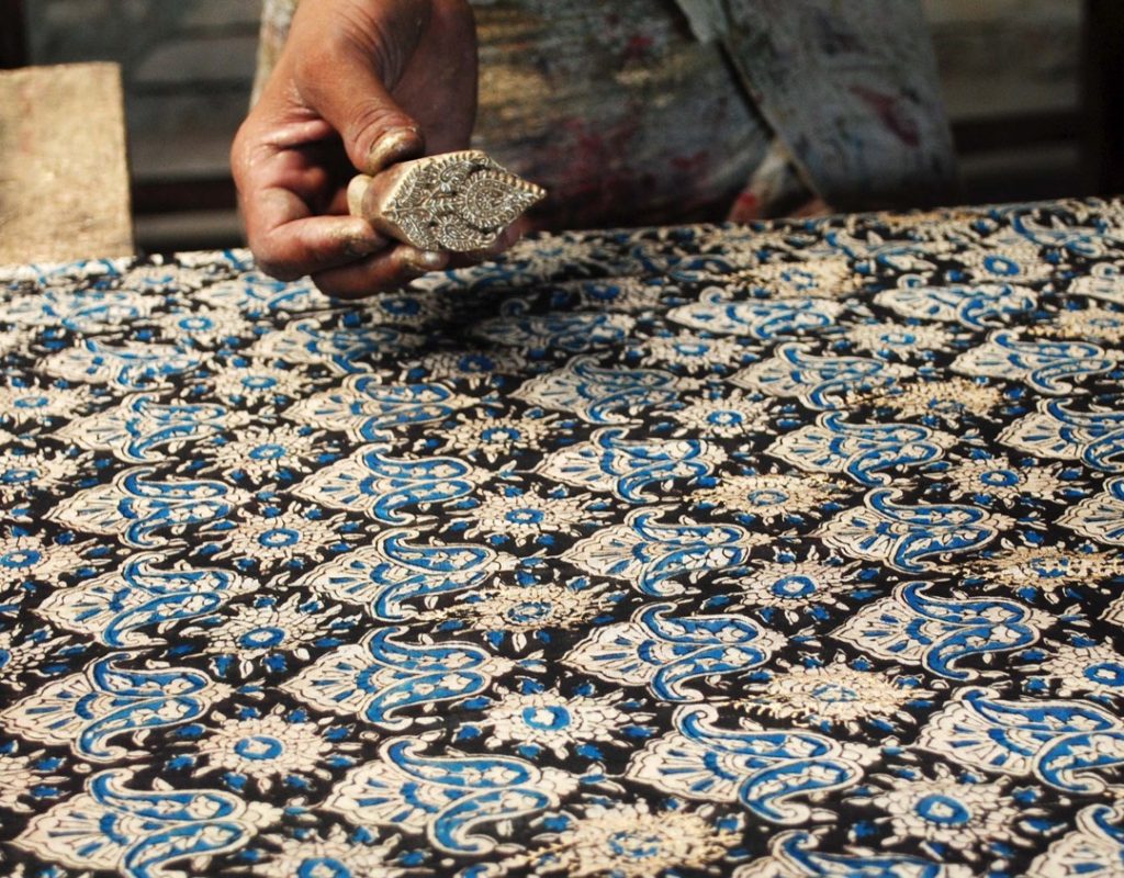 How to Choose Right Method for Garment Printing?
