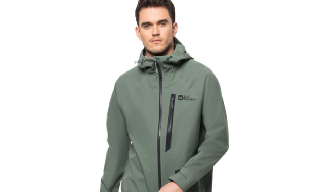 German technical outerwear brand Jack Wolfskin introduces new tapeless jacket