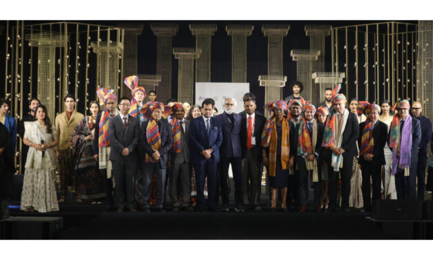 Six designers presented the diversity of weaves at the FDCI curated show “My Handloom – My Pride”