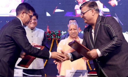 UP Govt. signed a MoU with the Centre to establish textile parks