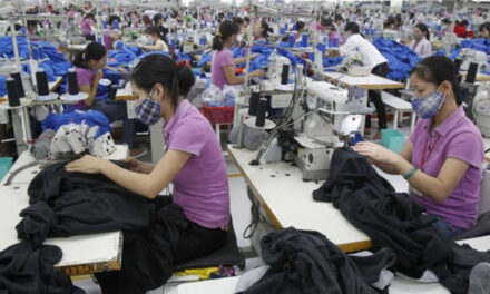US garment imports from China fall 34% to $3.5 bn in Q1 2022