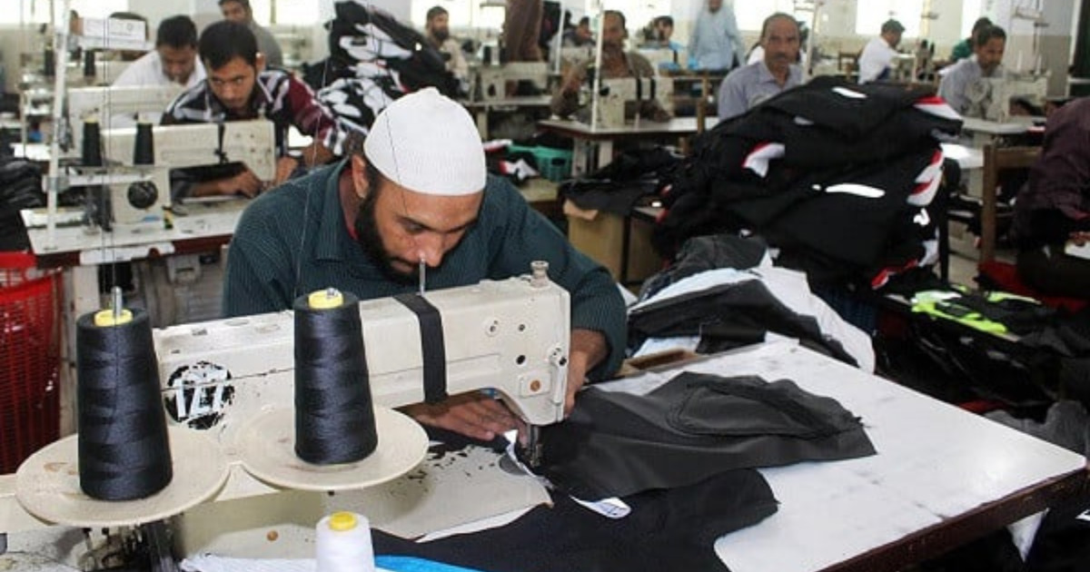 Pakistan textile industry is witnessing a decline while apparel is