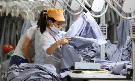 Vietnam’s 2023 apparel and textile exports likely to decline by 5.0%-6.3%