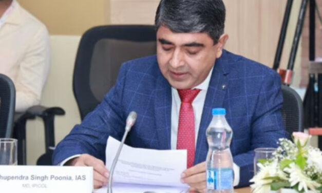 Odisha has an ambitious target of attracting an investment of Rs. 10,000 cr for the textiles industry