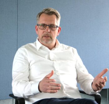 Markus Bahde explains the Energy Efficiency Solution of the KARL MAYER GROUP and what it can do