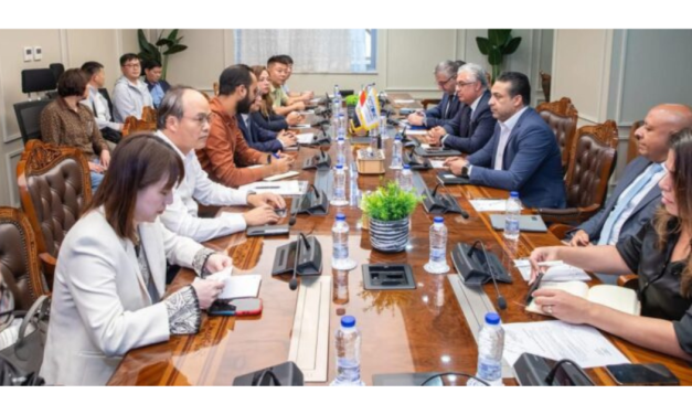 SCZONE hosts Chinese delegation to boost textile investment in Egypt