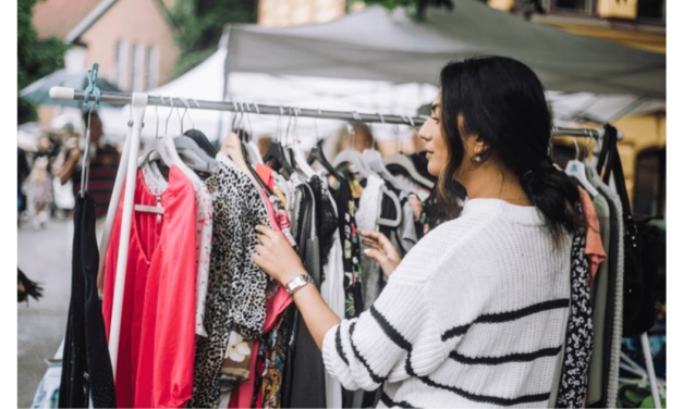 From textiles to retail success: the role of manufacturing strategy in shaping fashion brands