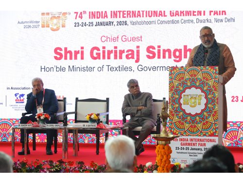 Textiles sector has seen tremendous growth in the last decade: Union Textiles Minister