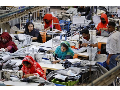 Bangladesh RMG export­ers urge NBR to allow local ‘free of cost’ raw mater­ial sourcing