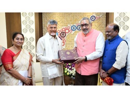 Andhra CM pitches NIFT campus, PM MITRA park; seeks centre’s support