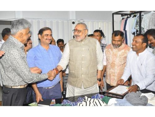 Union Minister for Textiles Shri Giriraj Singh visits Tiruppur, calls for MMF expansion and sustainable growth