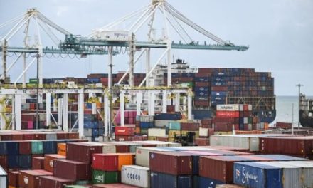 US imposes additional 12.5 percent tariff on Turkish apparel