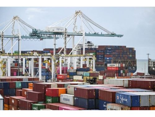 US imposes additional 12.5 percent tariff on Turkish apparel
