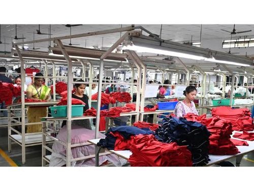 How Tech-Enabled Supply Chains Can Reduce Retailer-Manufacturer Inefficiencies